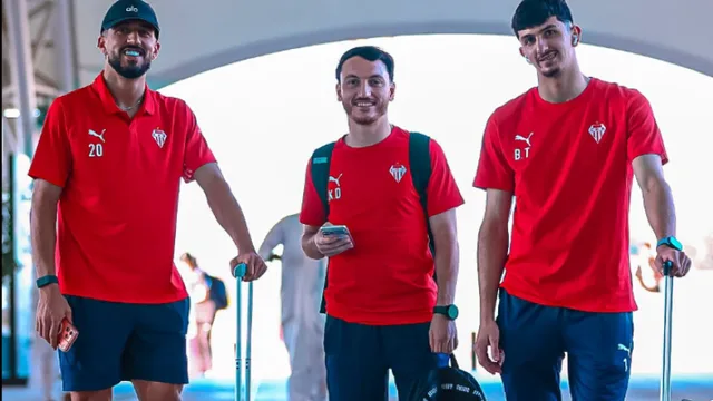 صورة رسمية من سفر وفد شباب بلوزداد إلى موريتانيا لمواجهة الجمارك في أكتوبر 2026.