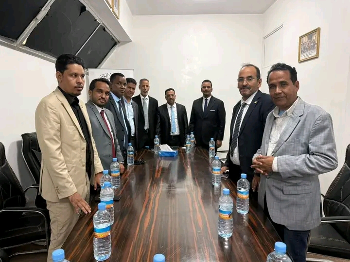 نقابة الصحفيين ونادي القضاة يبحثان تعزيز التعاون وتأطير التغطية الإعلامية للقضايا القضائية