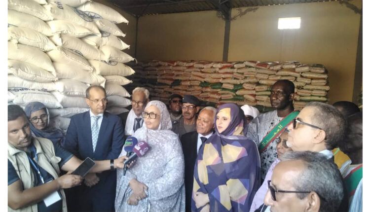 صورة أرشيفية من مكتبة مدار لنشاط سابق لمفوضية الأمن الغذائي في كيهيدي، وليست من افتتاح السكن الداخلي