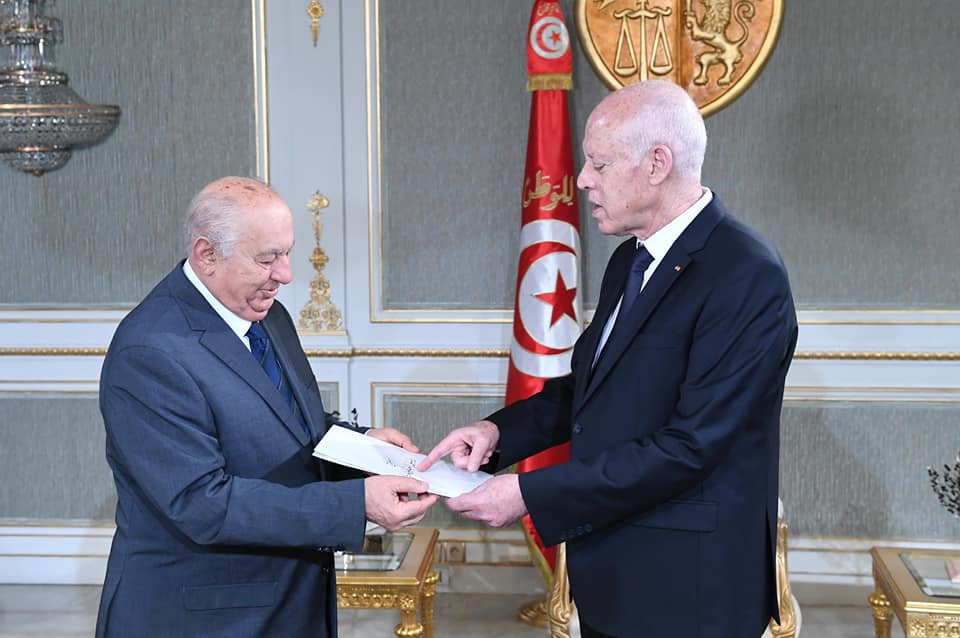 تونس: الرئيس قيس سعيد يتسلم مسودة الدستور الجديد
