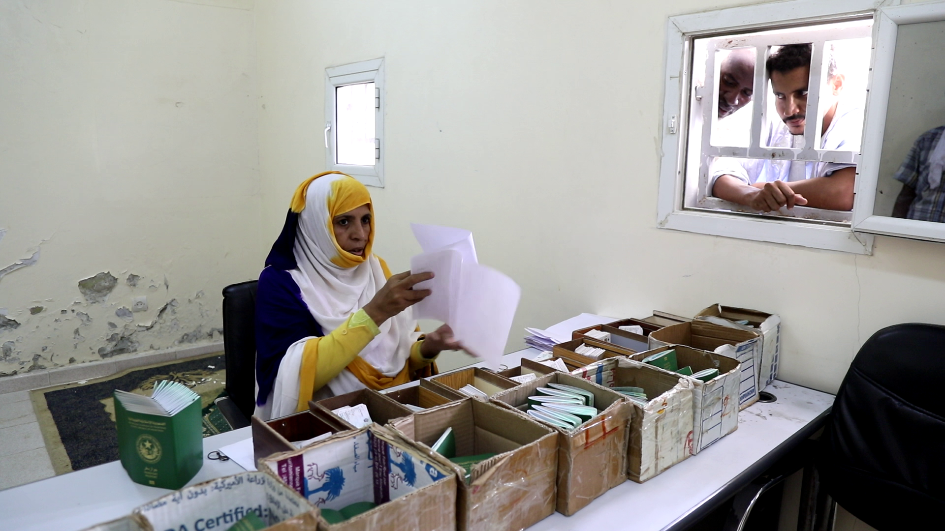 نواكشوط: إقبال كبير على مراكز الحالة المدنية لتجديد بطاقات التعريف