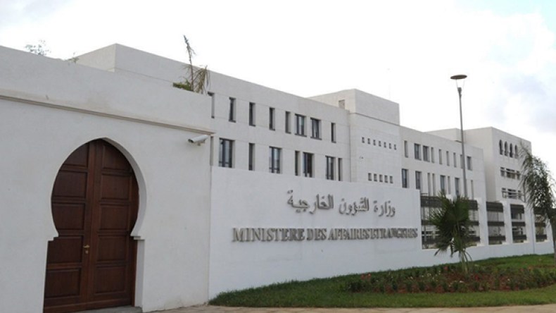 الجزائر تعبر عن صدمتها بوفاة شاب "بشكل وحشي" في باريس