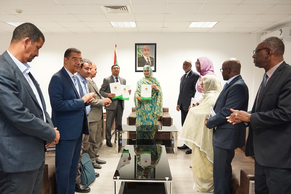 وزارة الصحة توقع برتوكولا مع التعاون الإسلامي وجامعة لاهور الباكستانية