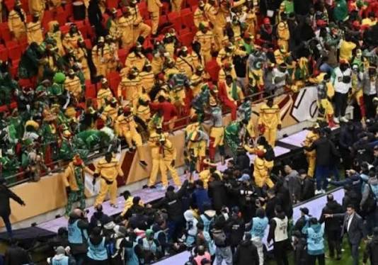 دفاع المشجعين السنغاليين يطالب باستدعاء "الكاف" باعتباره الجهة المنظمة للكان 2025