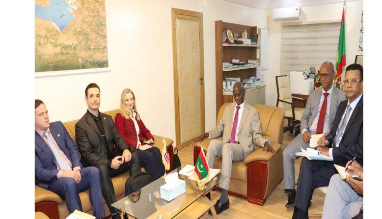 مباحثات موريتانية أمريكية حول سبل تعزيز علاقات التعاون في مجال الصيد