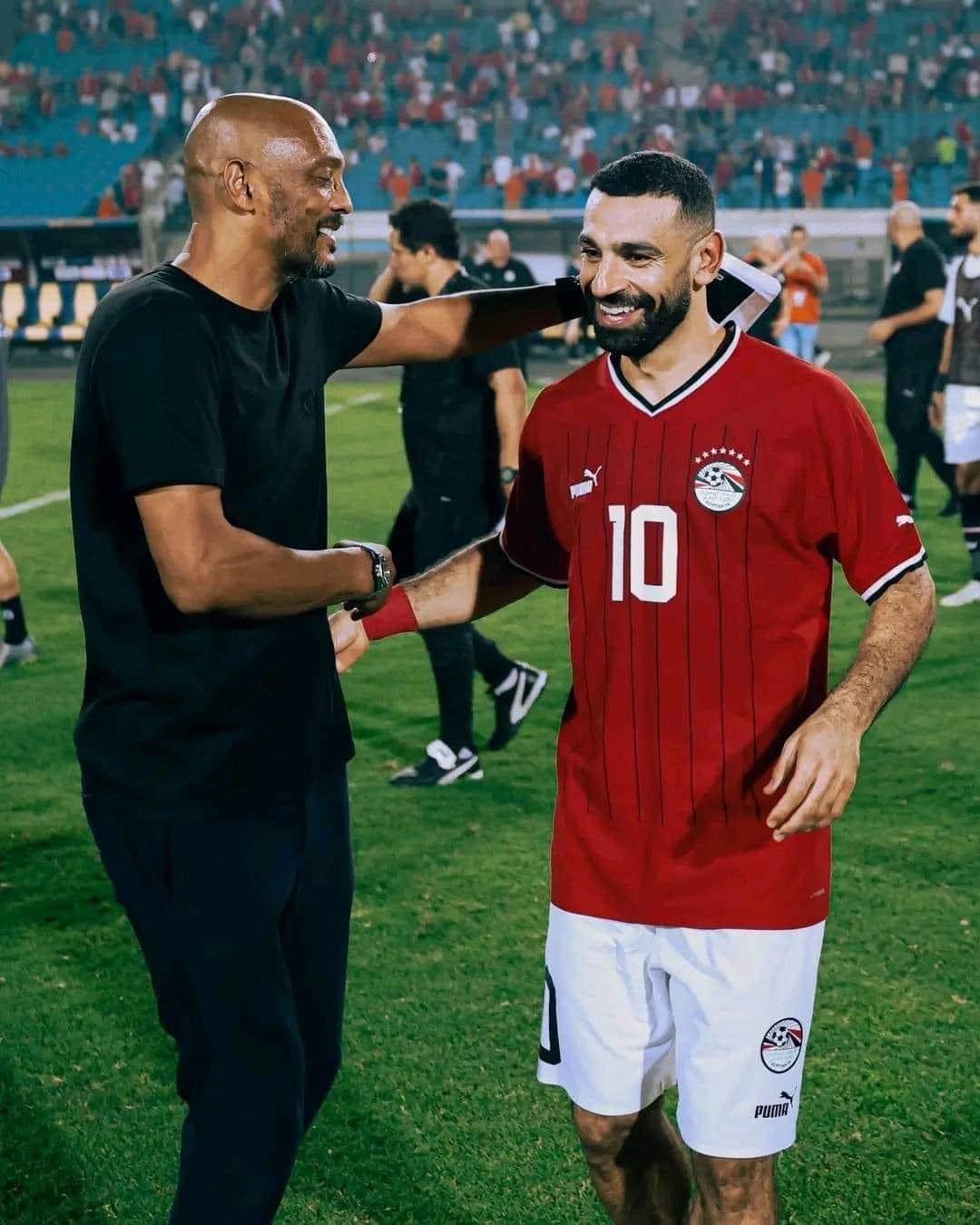 مدرب مصر يعفي صلاح من لقاء العودة ضد موريتانيا