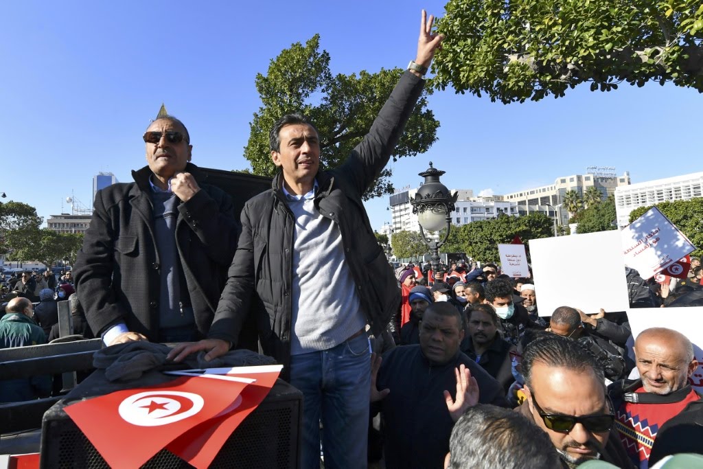 تونس: القضاء يحكم على المعارض جوهر بن مبارك بالسجن لمدة ستة أشهر