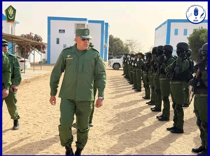 قائد أركان الدرك يؤدي زيارة تفقد واطلاع إلى تجمع الرد السريع بنواكشوط
