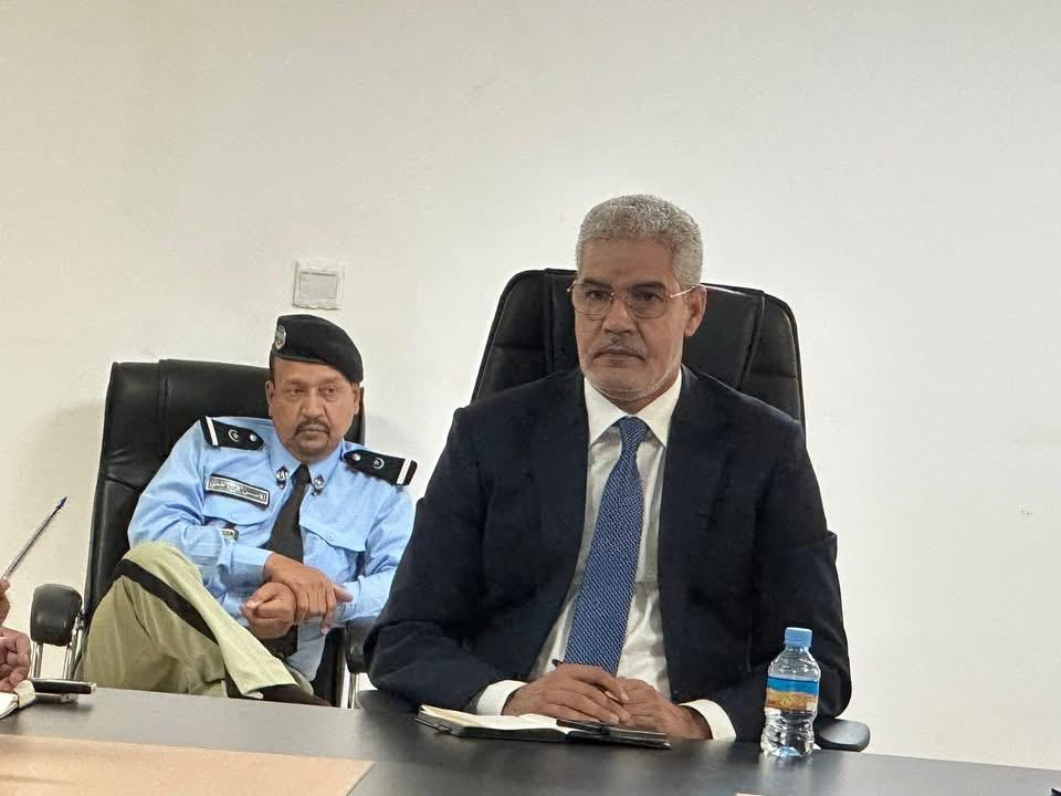 وزير الزراعة يترأس اجتماعا لمتابعة وتيرة تنفيذ المشاريع والبرامج الزراعية
