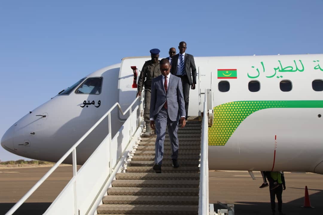 الوزير الأول يصل مدينة النعمة للمشاركة في اجتماع الحكومة