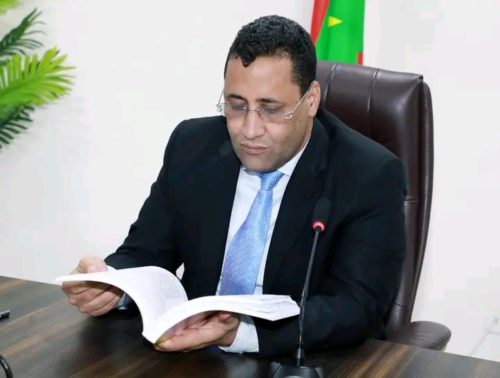 الرئاسة تعلن تعيين مستشارين بديوان الوزير الأول