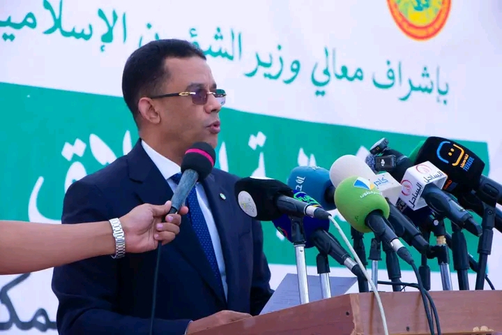 وزير الشؤون الإسلامية يطالب المزكين بتوجيه الزكوات عبر المجلس الأعلى للزكاة