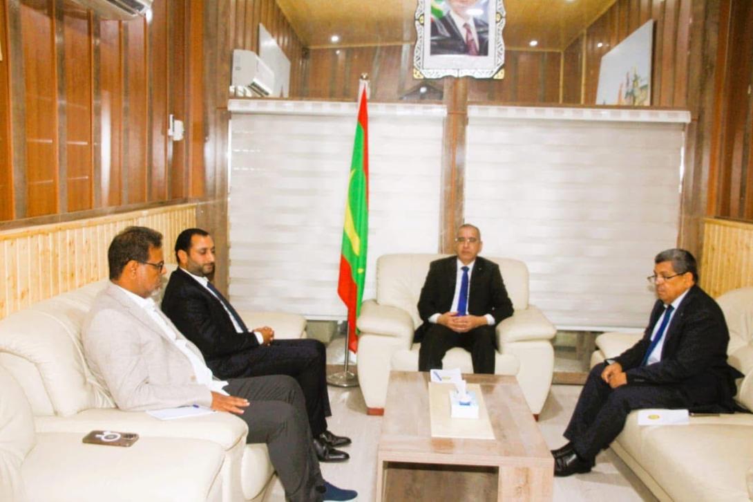 وزير الداخلية يجري مباحثات مع المدير العام لشركة "آرما هولدينغ"