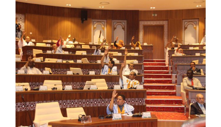 البرلمان الموريتاني يجيز مشروع قانون يتضمن إنشاء محكمة متخصصة لمحاربة العبودية