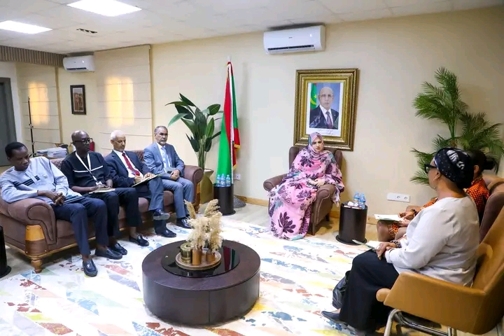 موريتانيا ومنظمة الرؤية العالمية تبحثان التعاون في مجال حماية الطفولة