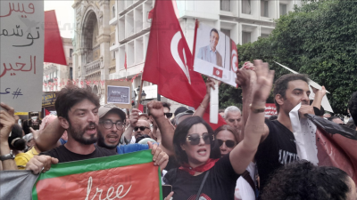 تونس: مسيرة شعبية مطالبة بإطلاق سراح المعتقلين السياسيين
