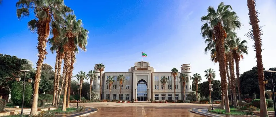 الرئاسة توجه دعوات لقيادات من الموالاة والمعارضة لبحث وثيقة الحوار