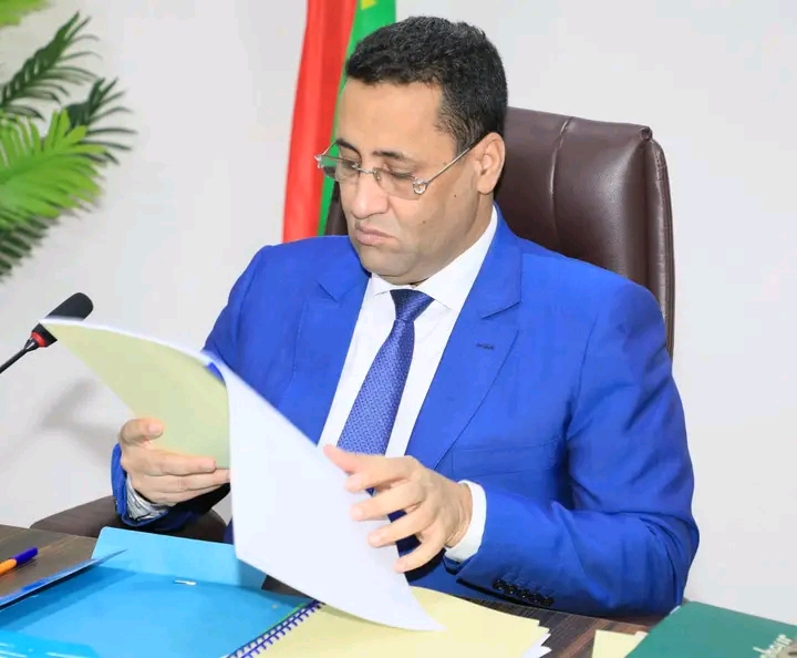 الوزير الأول: مرتاحون لمستوى التقدم الحاصل في مجال مكافحة فيروس السيدا