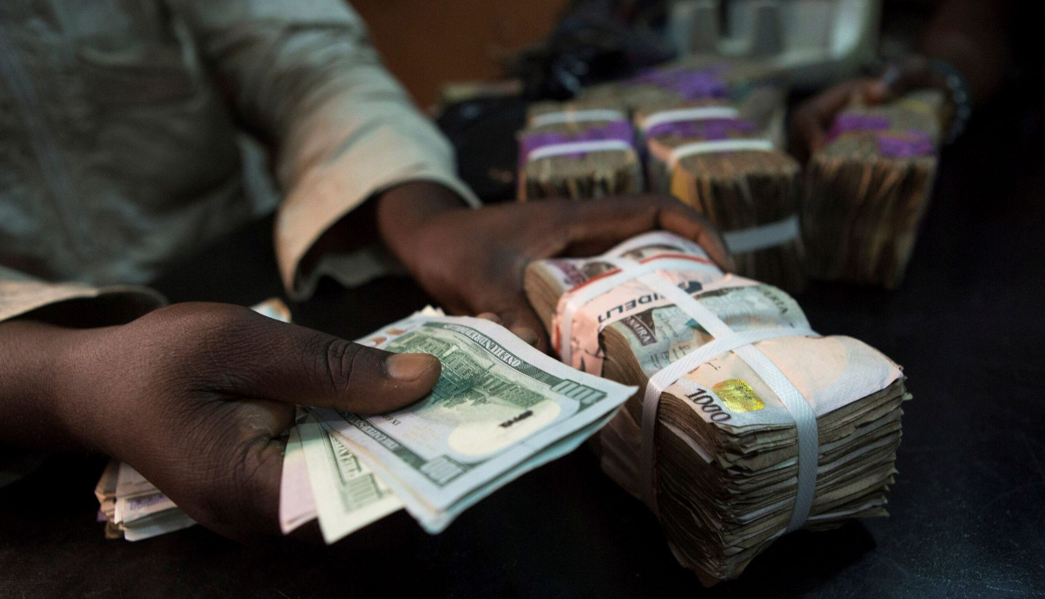 في محاولة لكبح التضخم نيجيريا ترفع سعر الفائدة للمرة السادسة