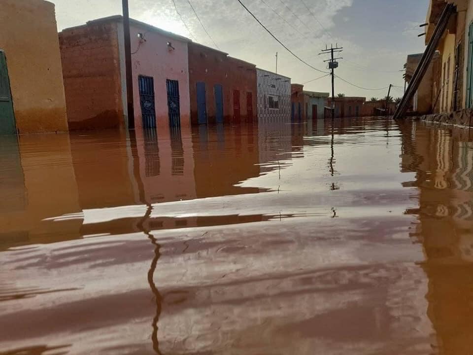 وزارة الداخلية: أكثر من 500 أسرة تضررت إثر غمر المياه لأغلب أحياء انبيكه