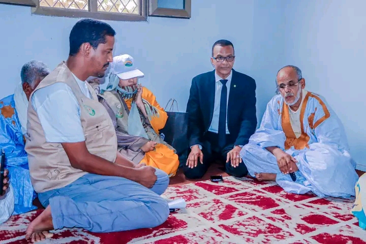وفد حكومي يقدم واجب العزاء في ضحايا حادث الكيلومتر 75 على طريق الأمل