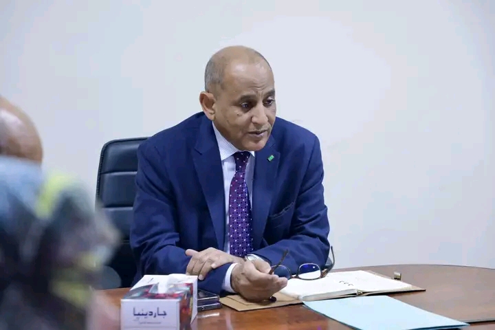 وزير المياه: الحكومة تسعى إلى إيصال الماء لكل بيت موريتاني