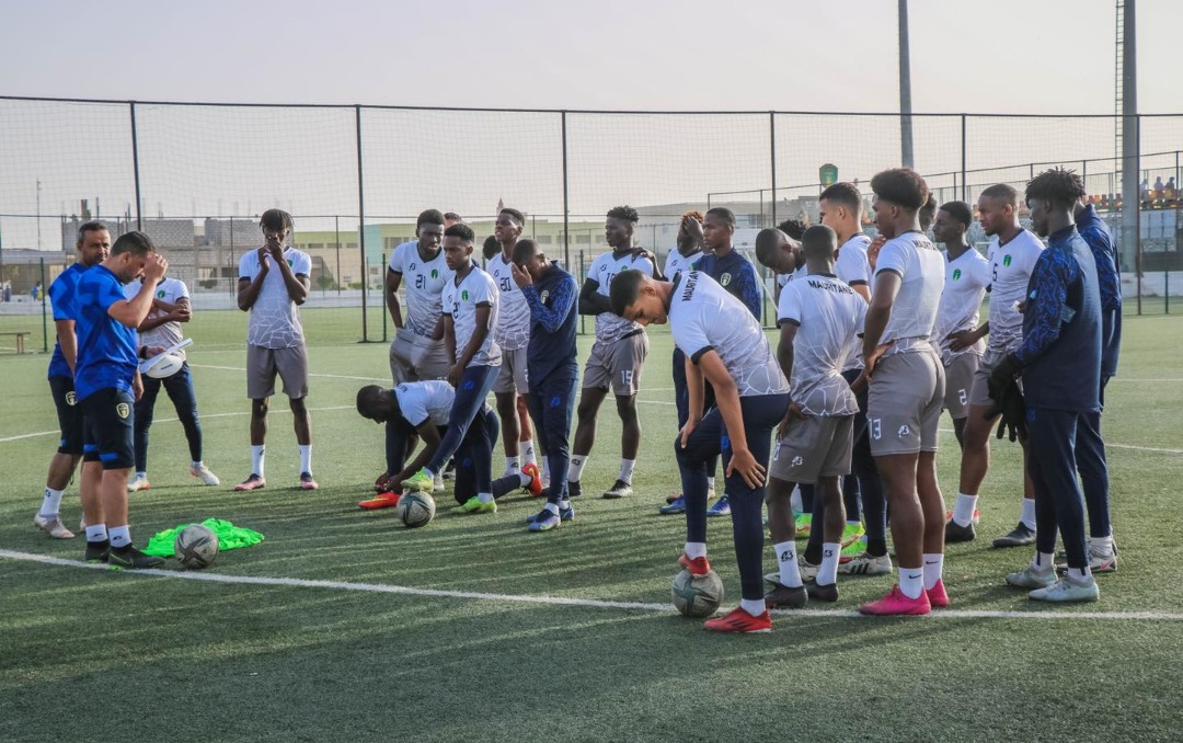 المنتخب الوطني تحت 21 عاما يواجه نظيره الجزائري