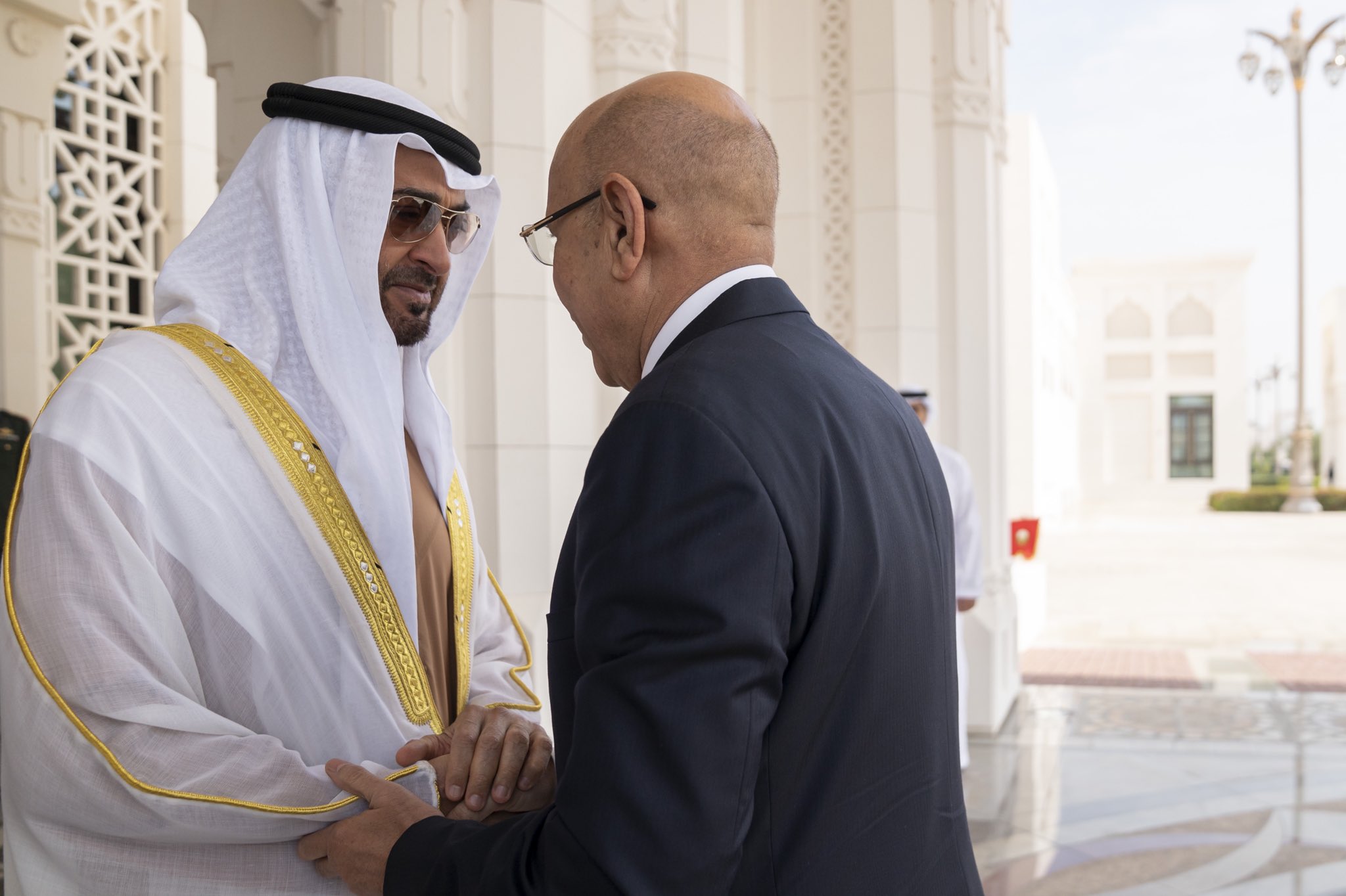 غزواني يتبادل التهاني مع بن زايد بمناسبة عيد الأضحى