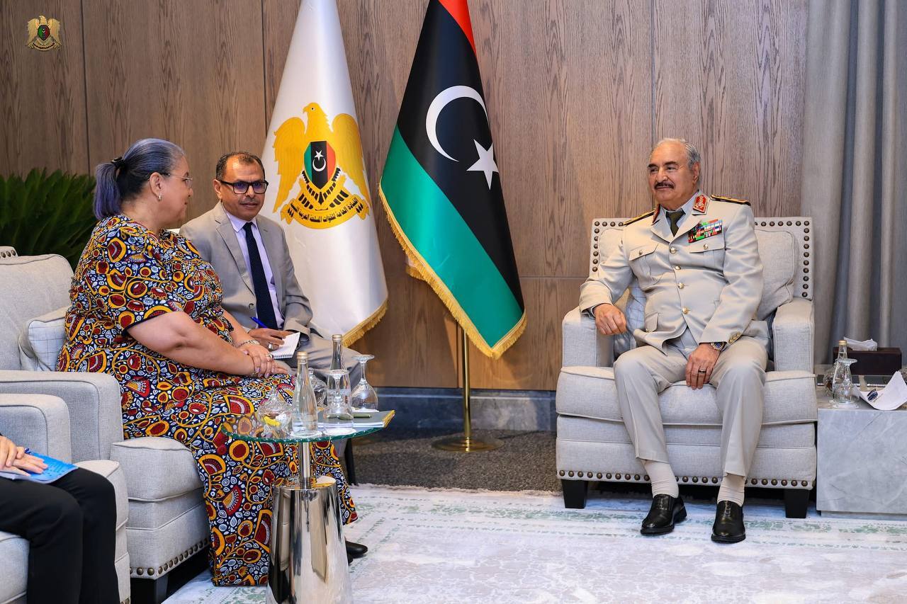 المبعوثة الأممية إلى ليبيا تناقش مع حفتر خارطة الطريق لحل الأزمة