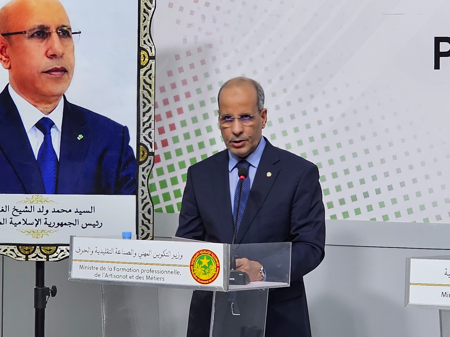 وزير التكوين المهني يعلن تحسين ظروف أساتذة القطاع وتحفيزاتهم