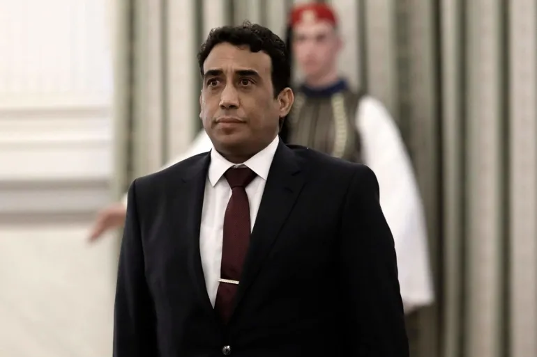 ليبيا: المنفي يعلن مراجعة الميزانية ويطالب بتوحيدها