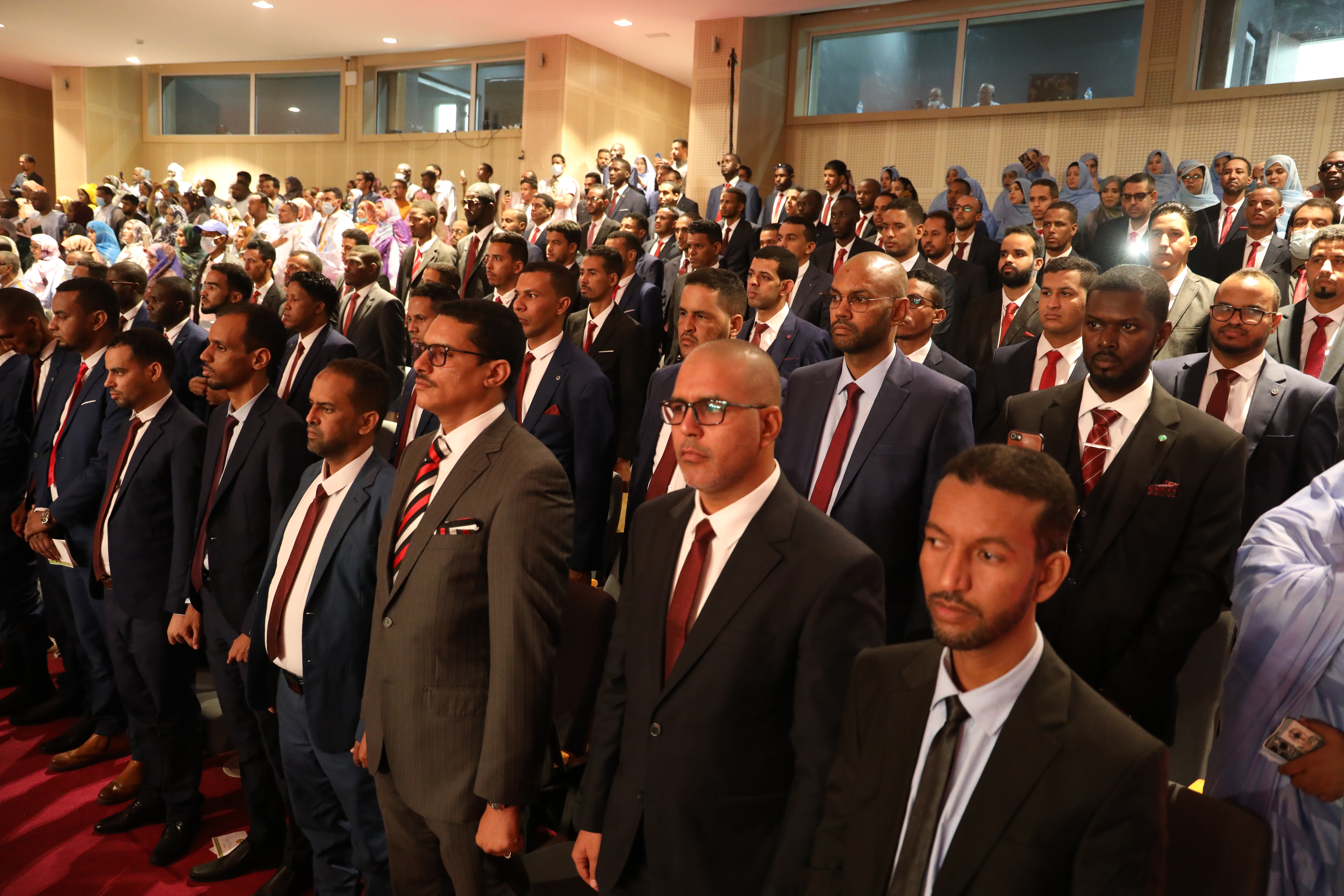 تخرج دفعة جديدة من المدرسة الوطنية للإدارة والصحافة والقضاء..