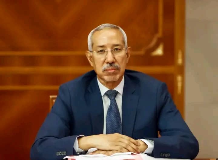 وزير الدفاع الموريتاني يغادر إلى الإمارات للمشاركة في "معرض دبي للطيران 2023"