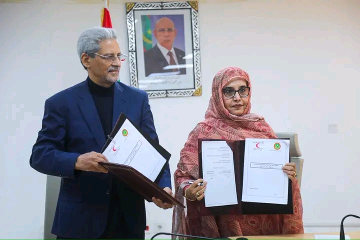 وزارة البيئة توقع اتفاقية شراكة مع الهلال الأحمر الموريتاني