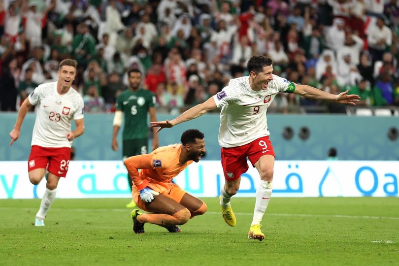 كأس العالم: الأخضر السعودي يؤجل تأهله بالخسارة أمام بولندا