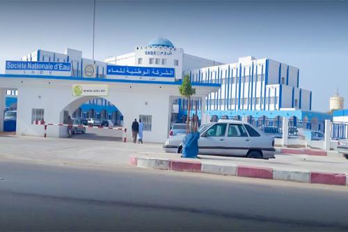 مسؤول في شركة المياه يتهم مديرها التجاري باختلاس 81 مليون أوقية قديمة