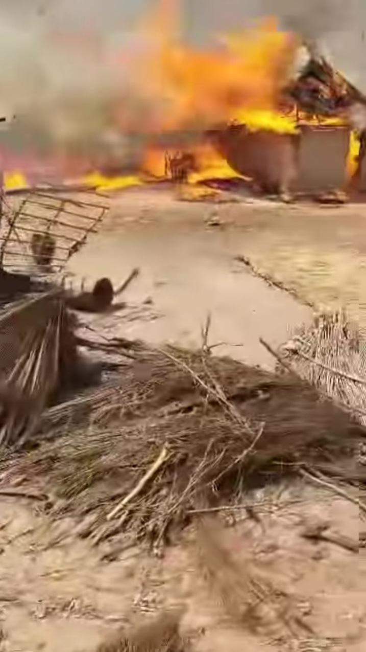 قيادي بالحركات الأزوادية : الجيش المالي وفاغنر أحرقوا قرى تعود للمدنيين شمال مالي