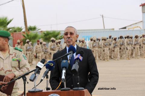 تستمر أربعة أيام.. وزير الدفاع يزور الجزائر