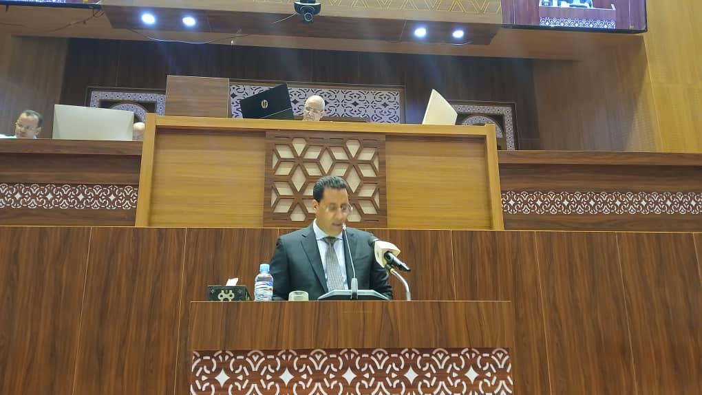 الوزير الأول: سنسعى إلى رفع التحديات التي تواجه البلد