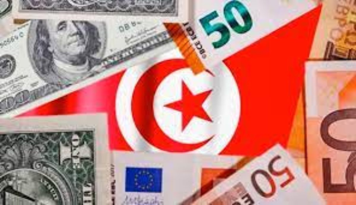 تونس: الحكومة تفرض ضريبة 4% على أرباح البنوك والمؤسسات المالية