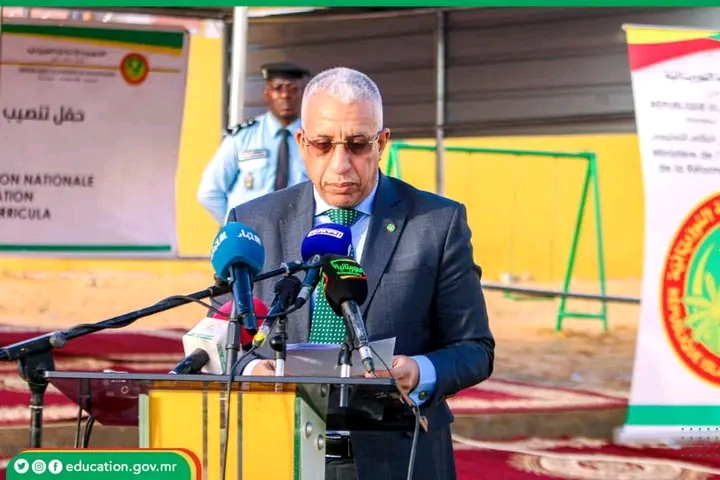 وزير التهذيب الموريتاني يدعو الاتحاد الأوروبي إلى إلغاء ديون إفريقيا ذات الصلة بالتعليم