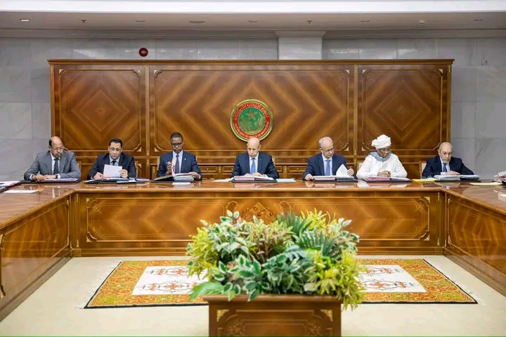 الحكومة الموريتانية تقرر إلغاء الاحتفالات المخلدة لعيد الاستقلال الوطني في الخارج