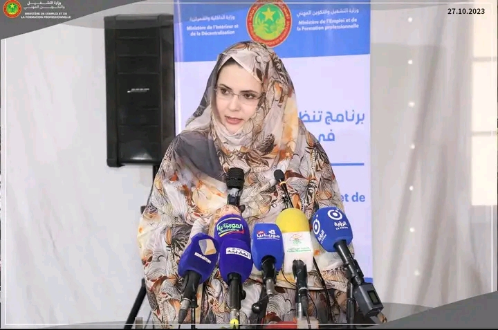 وزارة التشغيل: برنامج تنظيم المهن في الوسط الحضري سيمكن من خلق فرص عمل جديدة