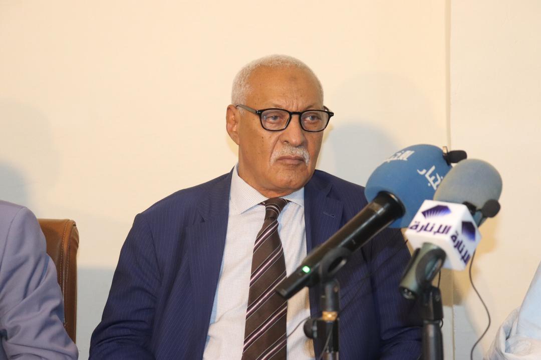 ولد اشدو يطالب هيئة المحامين بتشكيل فريق للدفاع عن الناشط البيئي عالي ولد بكار