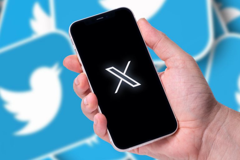 ماسك في ورطة.. صحف فرنسية تقاضي منصة "إكس" بتهمة استحدام محتواها دون تعويض