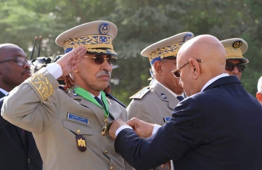 من بينهم مدير الأمن.. إحالة مجموعة من الضباط إلى التقاعد