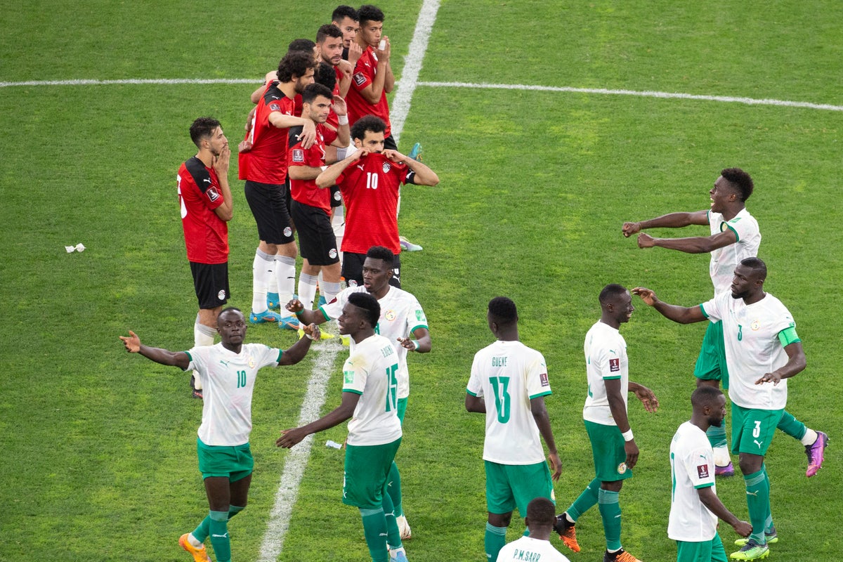فيفا يصدر قرارا نهائيا بشأن إعادة مبارة السنغال ومصر