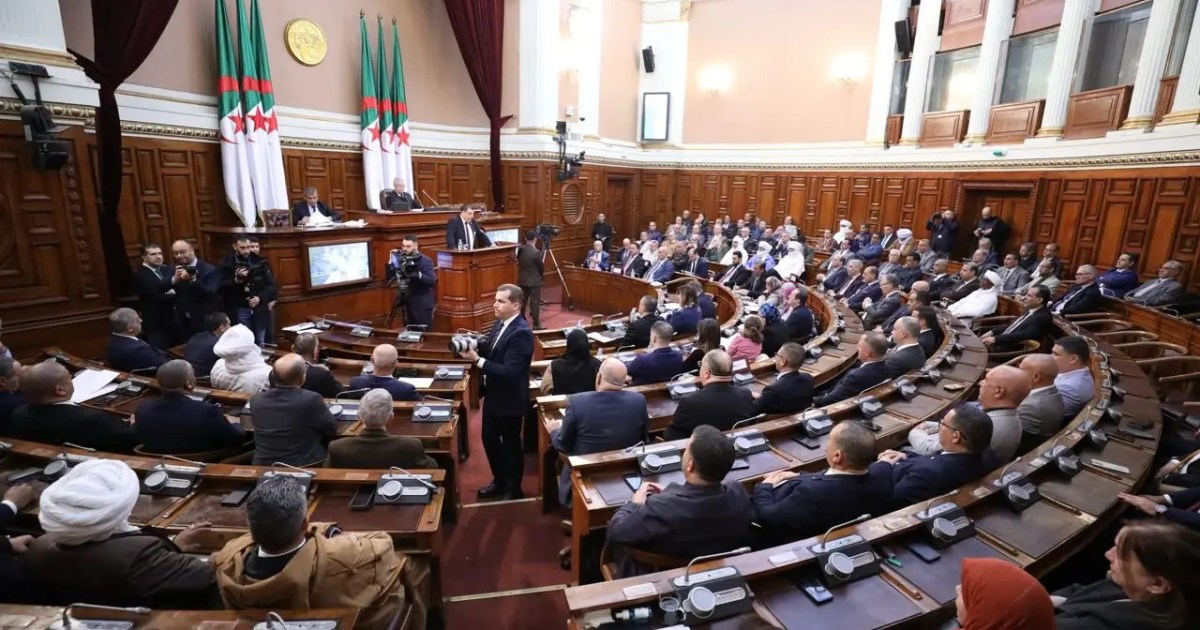 تقارير: البرلمان الجزائري يسقط المطالبة بالاعتذار في قانون تجريم الاستعمار