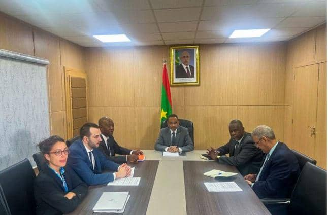 التآزر تبحث مع الوكالة الفرنسية للتنمية دعم صندوق الاستجابة لأزمات الغذاء