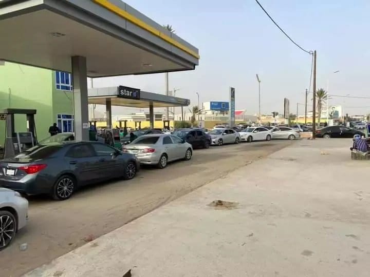 وزارة النفط: الاضطرابات ناتجة عن عدم تزود أصحاب المحطات بحصصهم من البنزين